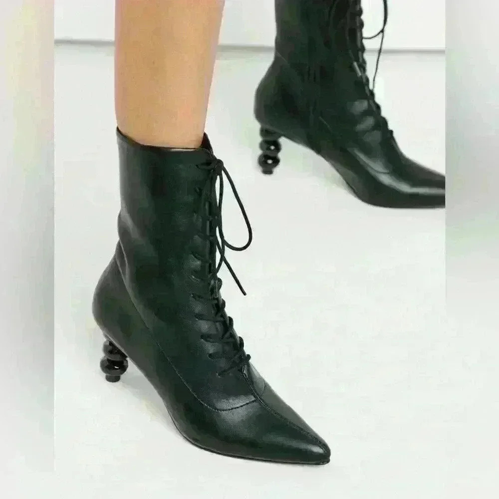 ASOS DESIGN Reward lace up heeled boots with sculptured heel Size UK 9 - US 11